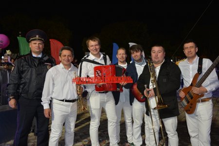 В День города жители Минеральных Вод приняли участие в фотопроекте по дорожной безопасности